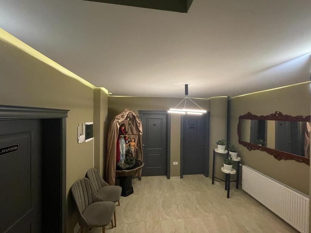 Kukes Grand Jnk Boutique Hotel מראה חיצוני תמונה