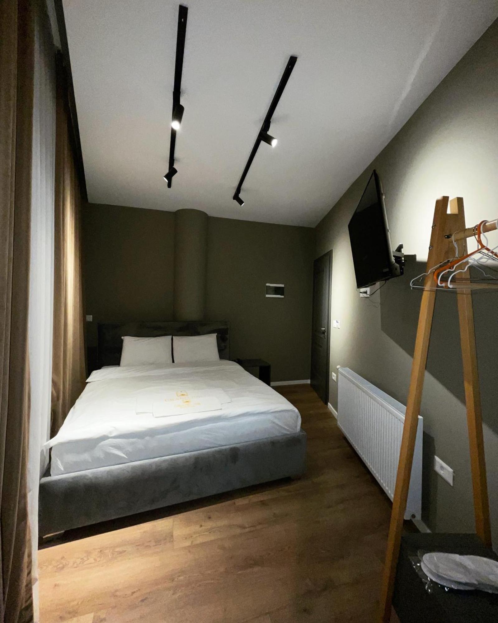 Kukes Grand Jnk Boutique Hotel מראה חיצוני תמונה