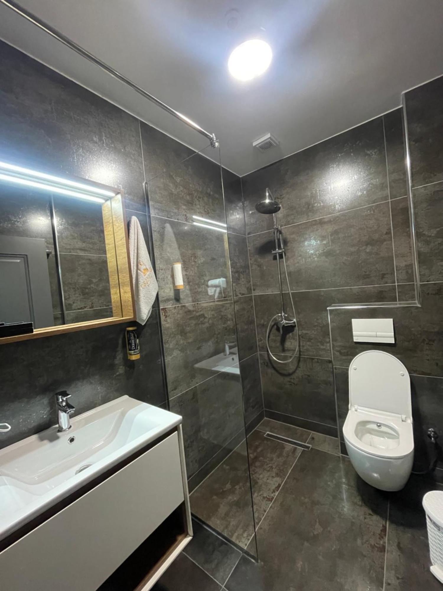 Kukes Grand Jnk Boutique Hotel מראה חיצוני תמונה