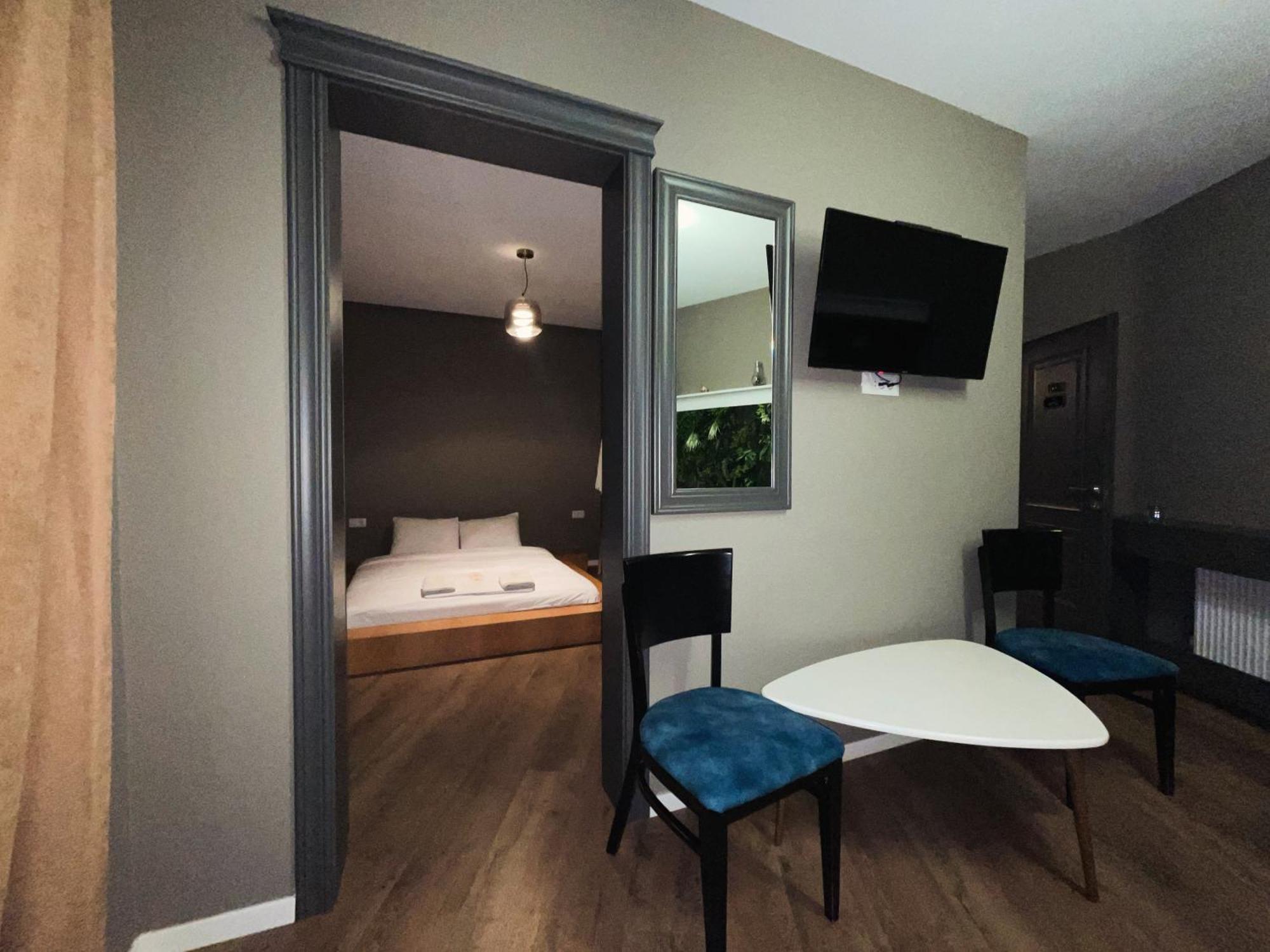 Kukes Grand Jnk Boutique Hotel מראה חיצוני תמונה